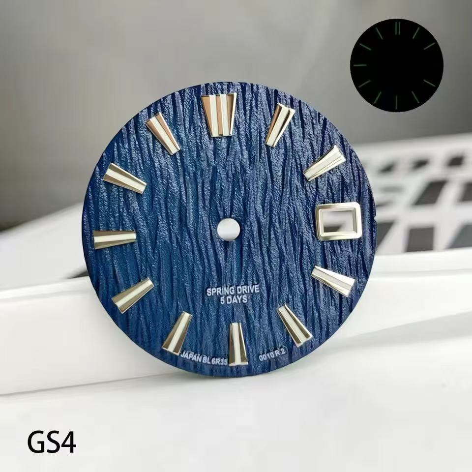 28.5mm グリーン夜光カレンダー機械式時計、GS ロゴ入 - Reel Case のレビューと価格
